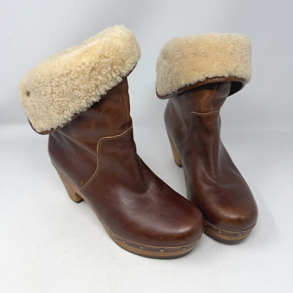 UGG Lynnea Clog Boots Womens 6 Brown Leather Shearling Good Wood Heel 1958
